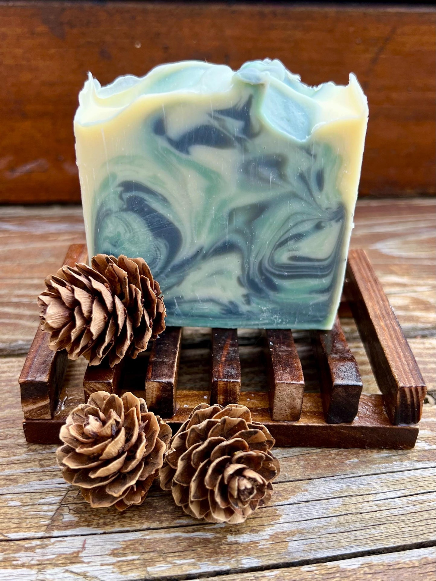 Kananaskis Wildmint | Eucalyptus & Mint Scented Soap - Hemp Seed Oil, Shea & Cocoa Butter